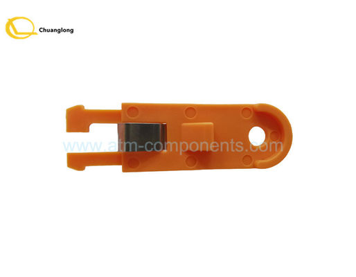 Dobra cena 0090023328 009-0023328 Części maszyny bankomatu NCR Self-Serve Slide Snap Latch Orange w Internecie