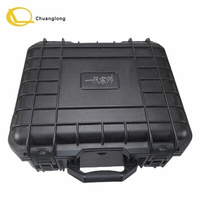 Automatyczny dekoder kombinacji zamków bezpiecznych i bankomatów