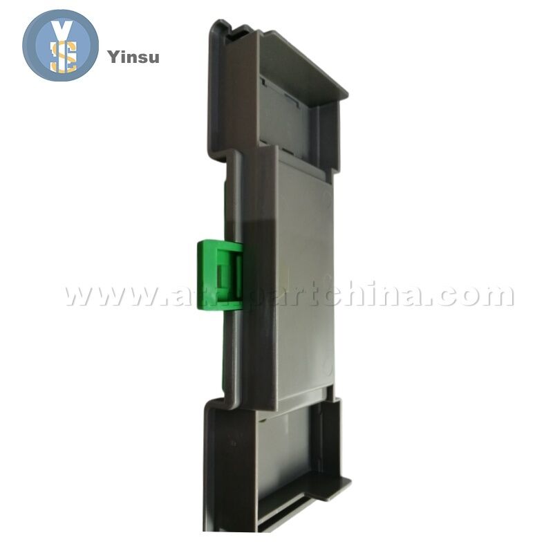 4450693308 445-0693308 2040000217 Pokrywa pojemnika na odrzuty NCR z zamkiem i uchwytem Części do bankomatów NCR do kasety na odrzuty S1